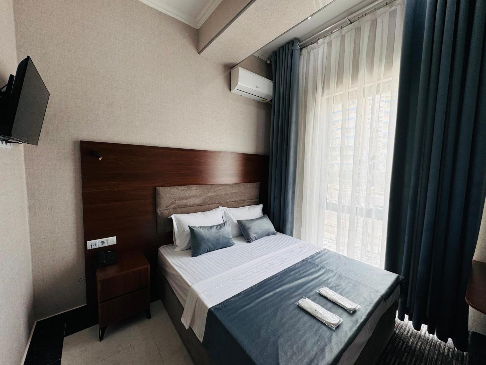 Arda Plaza Hotel ทาชเคนต์ ภายนอก รูปภาพ