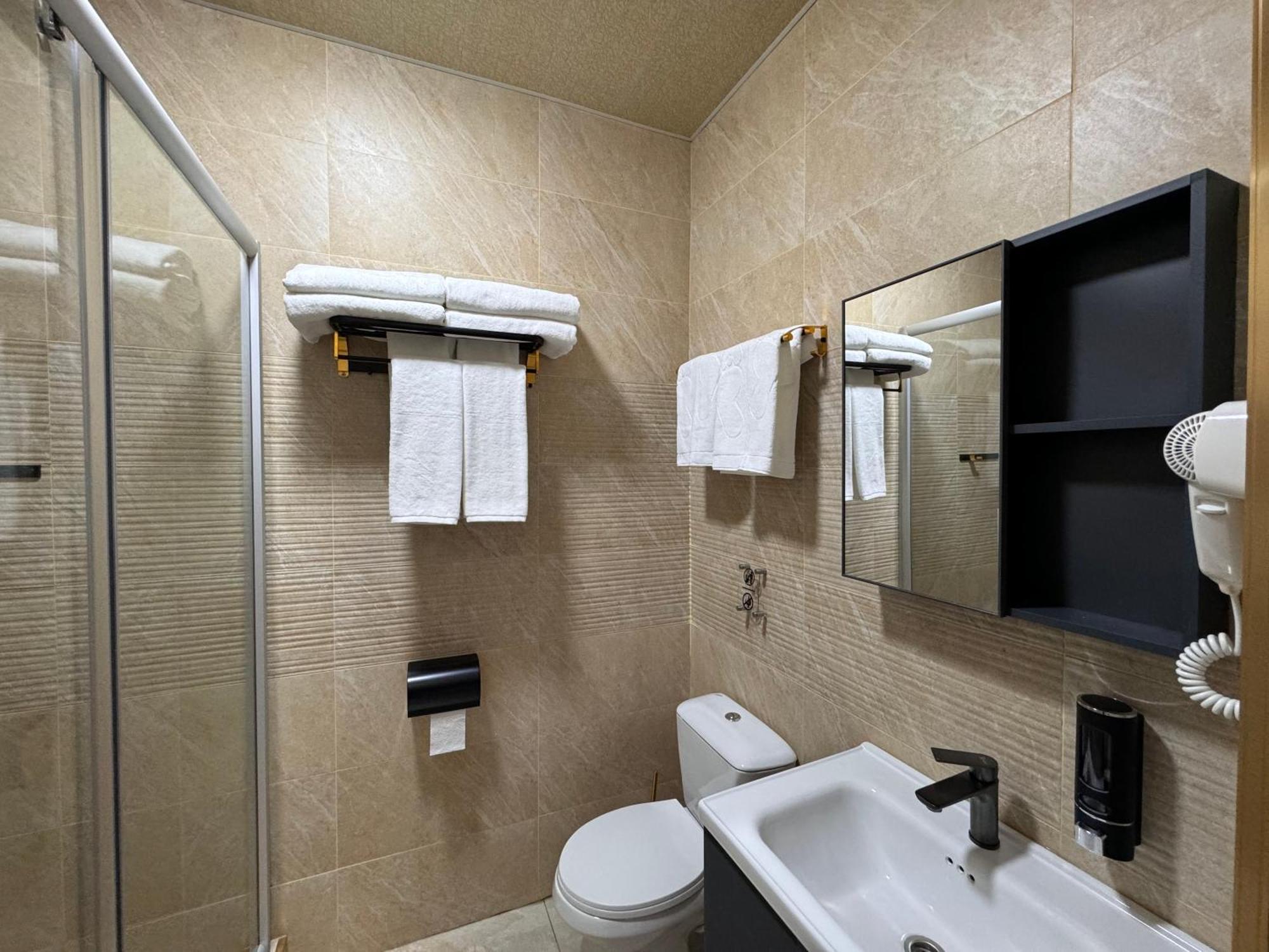 Arda Plaza Hotel ทาชเคนต์ ภายนอก รูปภาพ