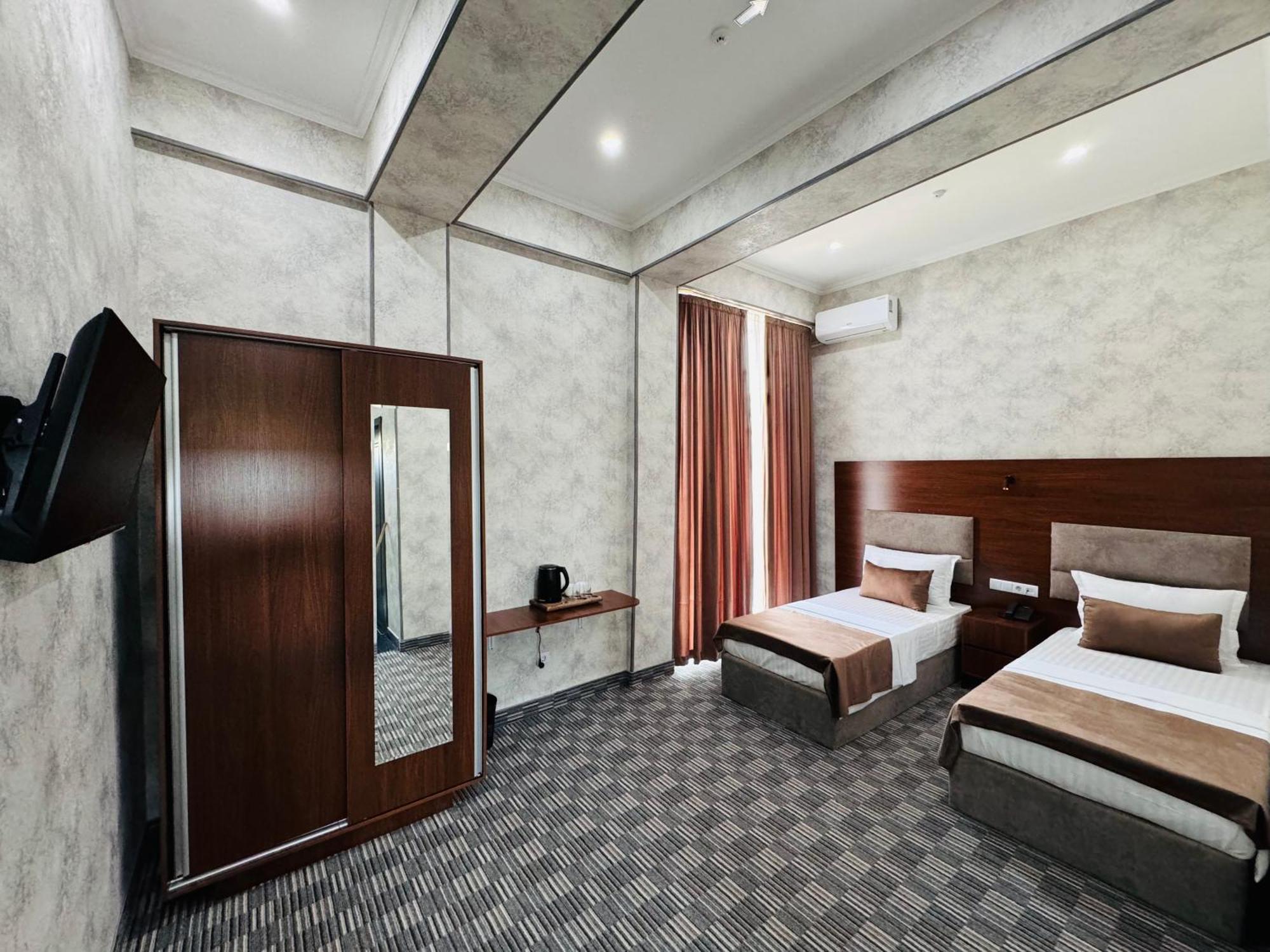 Arda Plaza Hotel ทาชเคนต์ ภายนอก รูปภาพ